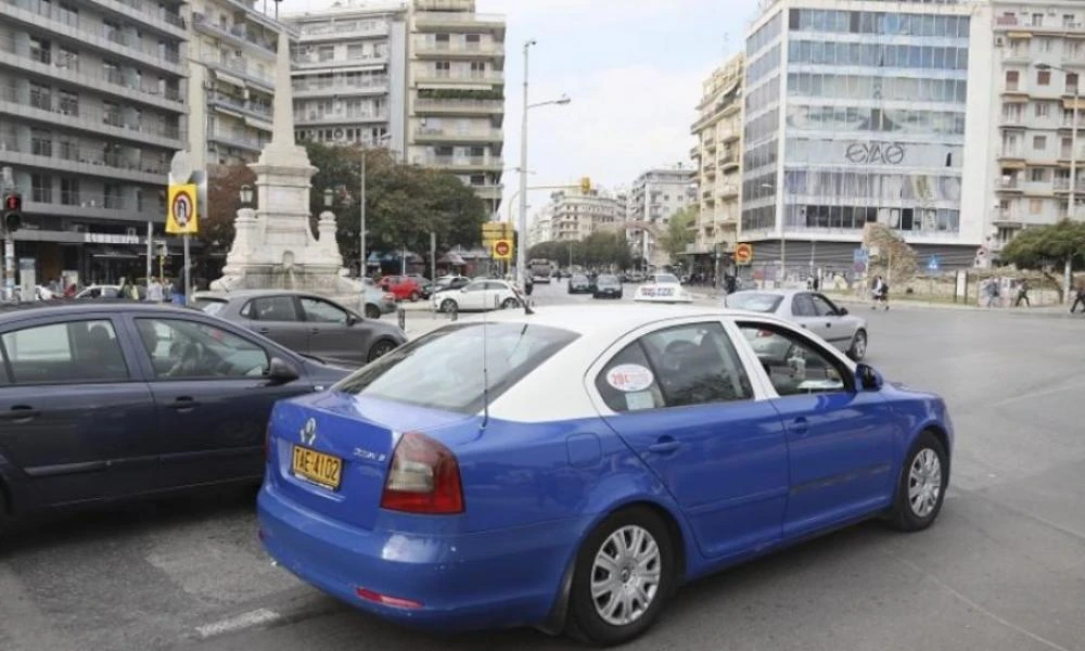 Έγιναν έλεγχοι της τροχαίας σε οδηγούς ταξί στη Θεσσαλονίκη